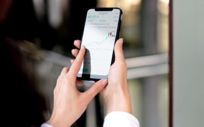 Trading Forex dengan Smartphone: Kelebihan, Kelemahan, dan Tips Praktis